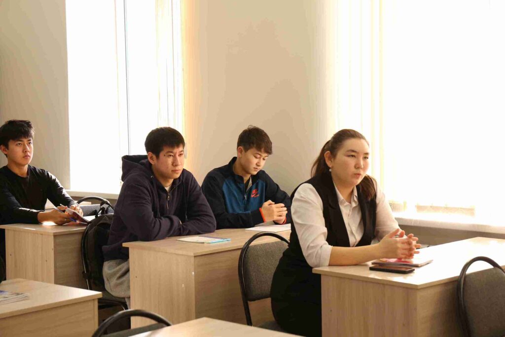 Обмен современным педагогическим опытом мероприятия преподавателя SDU в КАСУ (2)