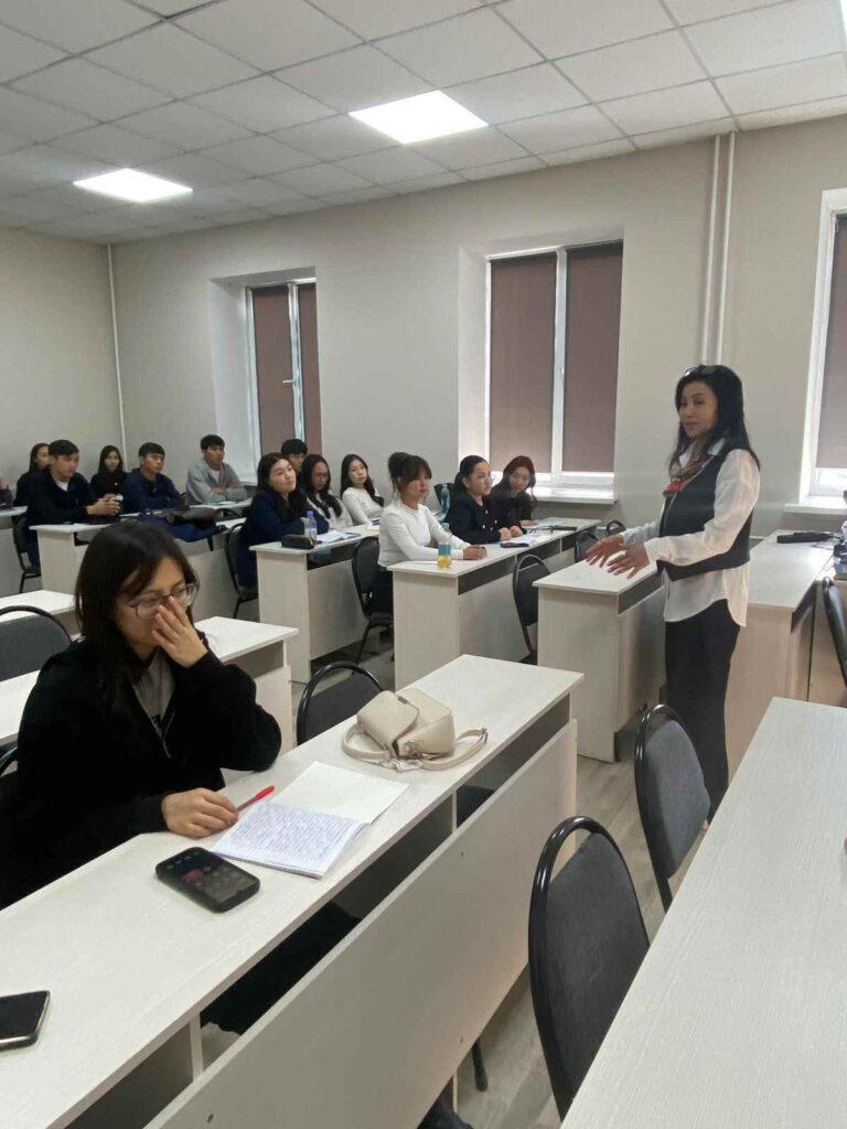 Обмен современным педагогическим опытом мероприятия преподавателя SDU в КАСУ (3)