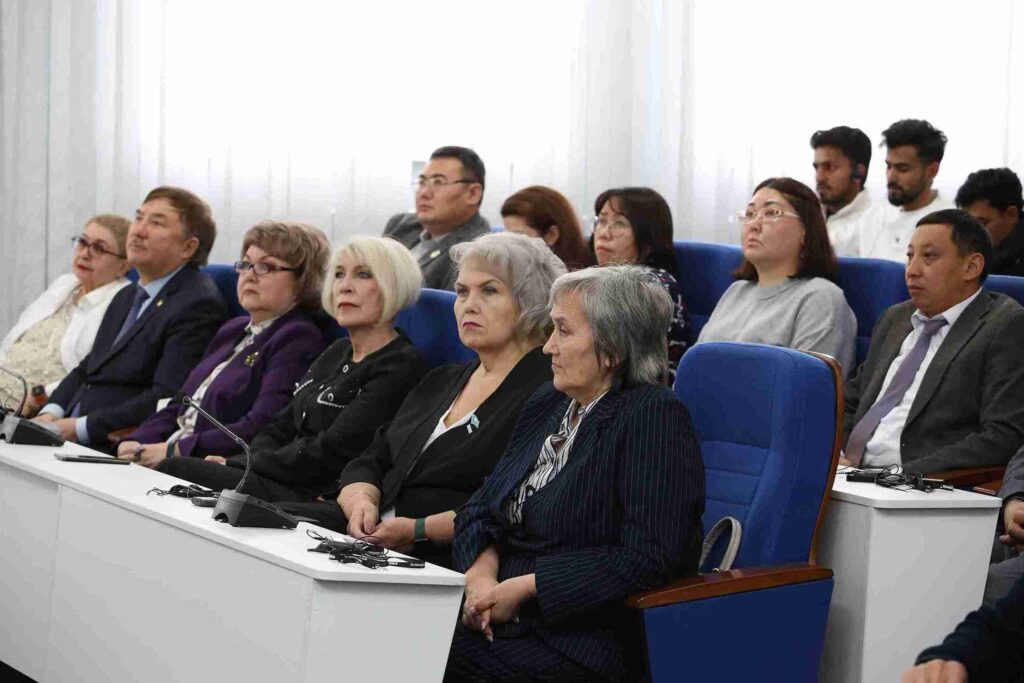 Пленарная сессия Международного научного конгресса «Гуманизация образования в цифровом мире профессиональные и этические ориентиры международного партнёрства» (14)