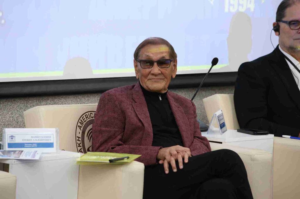 Пленарная сессия Международного научного конгресса «Гуманизация образования в цифровом мире профессиональные и этические ориентиры международного партнёрства» (15)