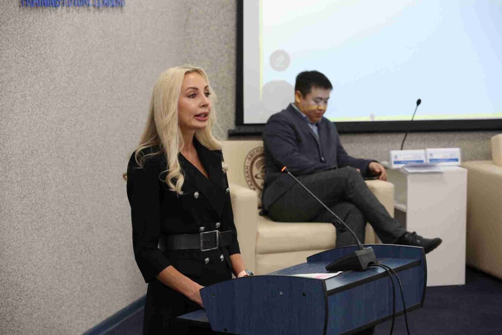 Пленарная сессия Международного научного конгресса «Гуманизация образования в цифровом мире профессиональные и этические ориентиры международного партнёрства» (19)