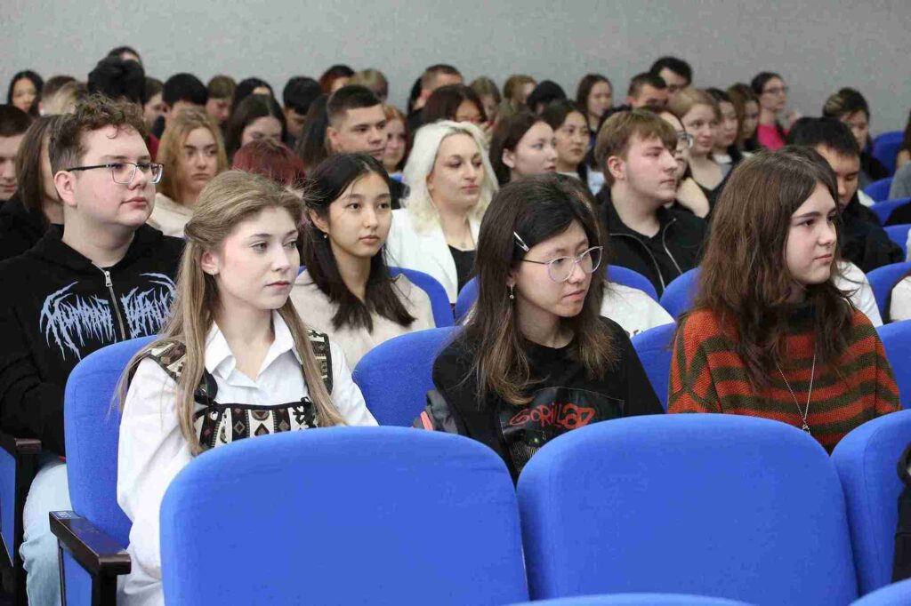 Пленарная сессия Международного научного конгресса «Гуманизация образования в цифровом мире профессиональные и этические ориентиры международного партнёрства» (20)