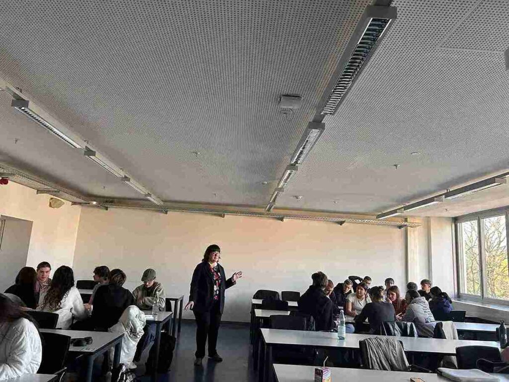 Преподаватели КАСУ приняли участие в ярмарке университетов и международных программ в Германии (2)