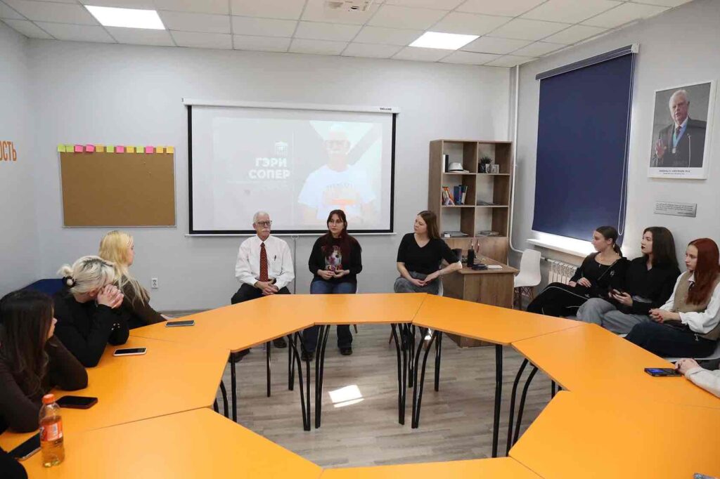 Путь педагога и профессиональный выбор встреча с американским преподавателем 10