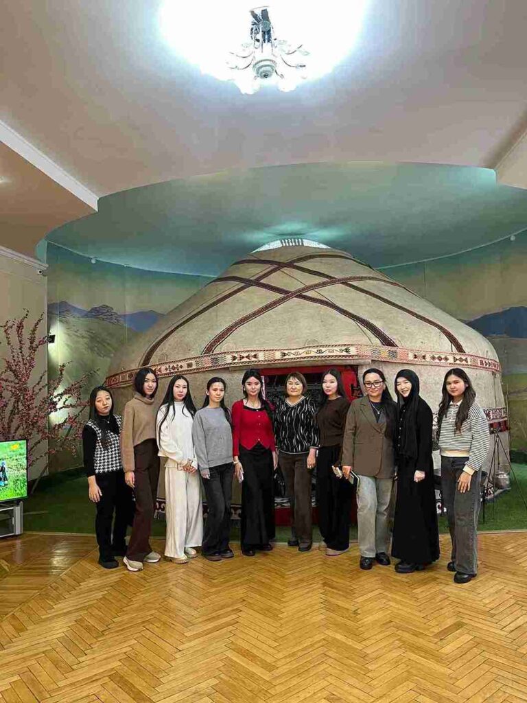 Путешествие в мир национального наследия15