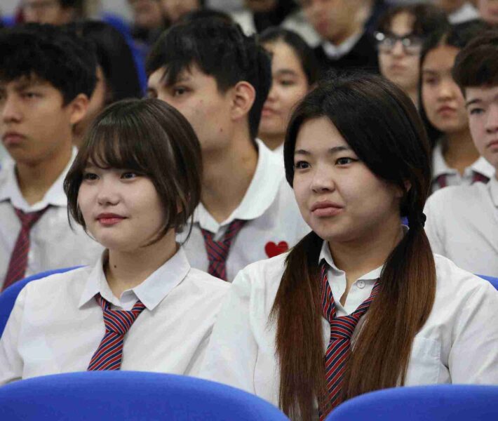 Семинар тренинг «Созидатели будущего» прошёл в КАСУ для учащихся НИШ Усть Каменогорска (9)