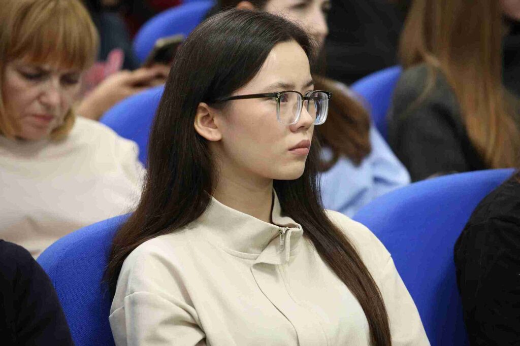 В КАСУ прошла встреча с представителями Департамента Агентства РК по делам государственной службы по ВКО (14)