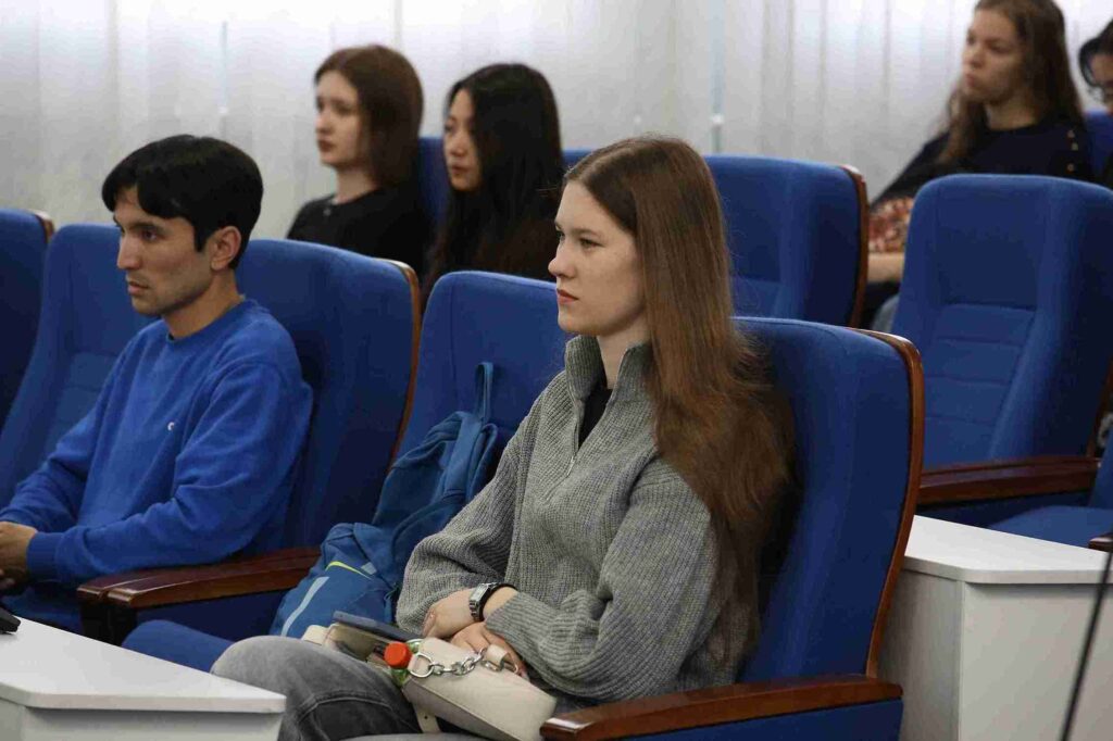 В КАСУ прошла встреча с представителями Департамента Агентства РК по делам государственной службы по ВКО (4)