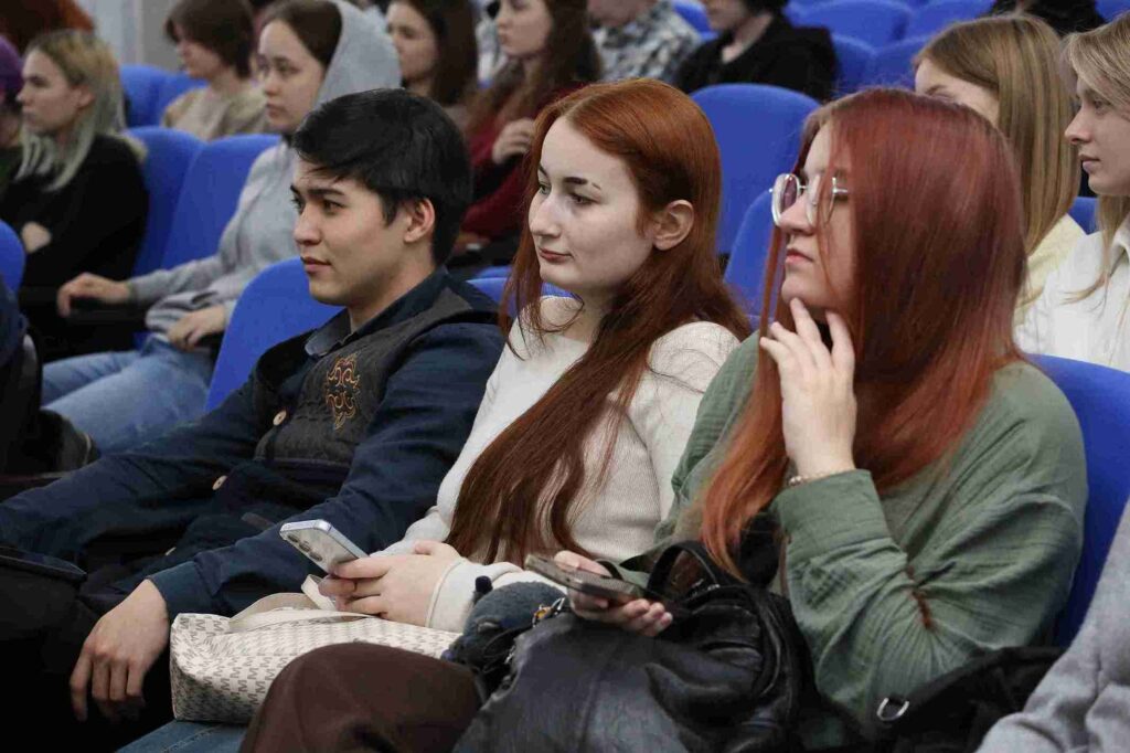 В КАСУ прошла встреча с представителями Департамента Агентства РК по делам государственной службы по ВКО (6)