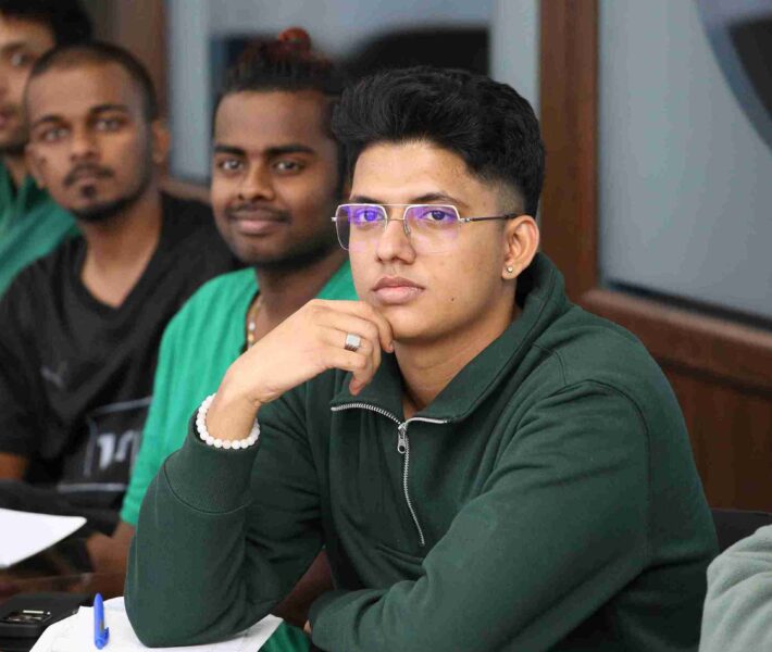 Второй поток магистрантов из Индии продолжает обучение в КАСУ по международной двухдипломной программе «Менеджмент и информационные технологии»T42A8601 11zon