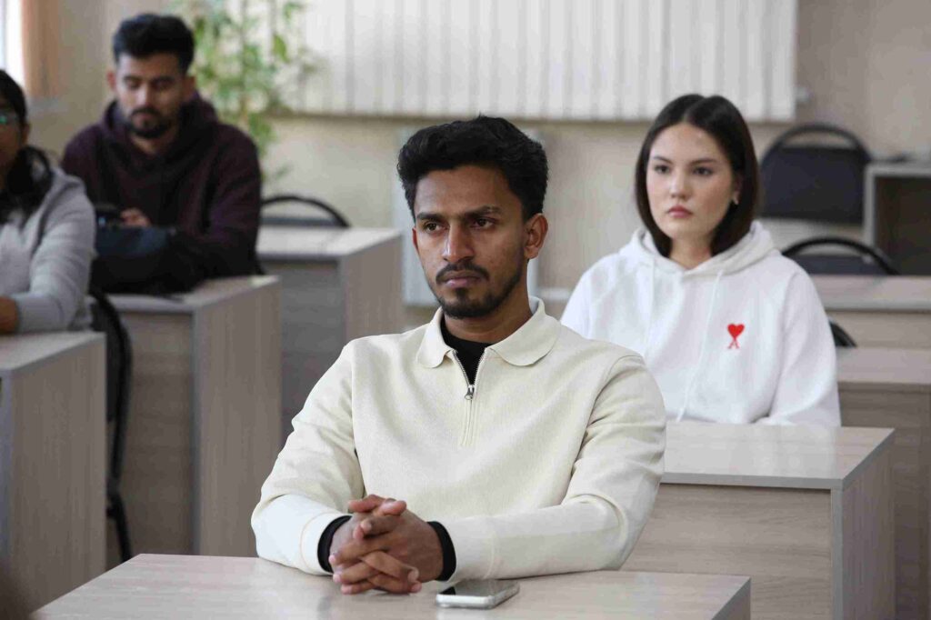 Второй поток магистрантов из Индии проходит обучение по двухдипломной программе КАСУ и Западно Саксонского университета прикладных наук (2)