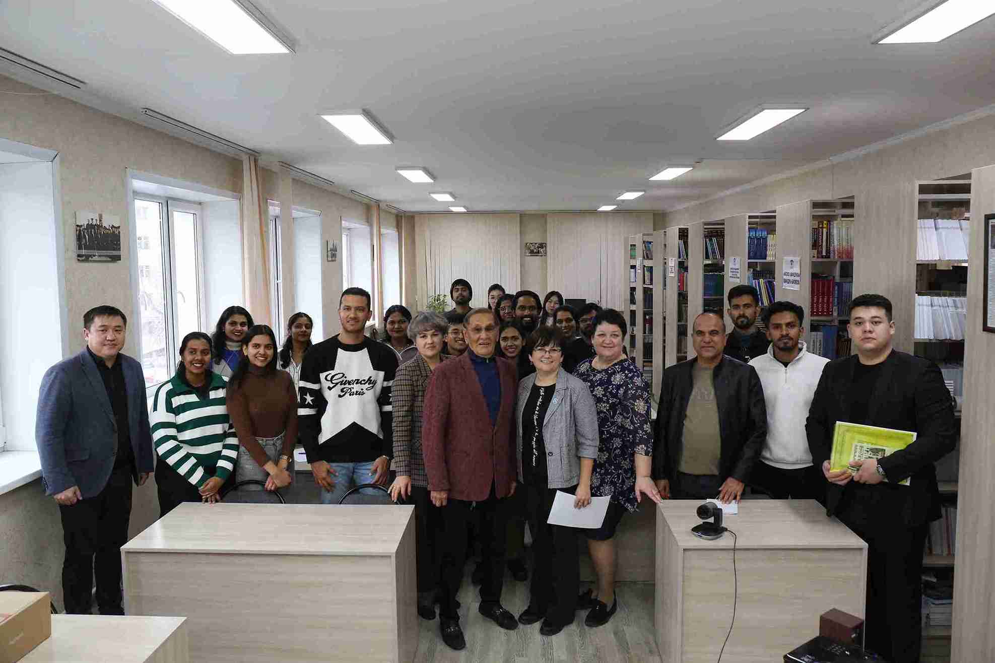 Второй поток магистрантов из Индии проходит обучение по двухдипломной программе КАСУ и Западно Саксонского университета прикладных наук (8)