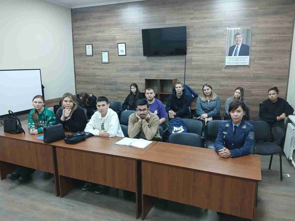 Гостевая лекция старшего дознавателя отдела дознания Управления полиции г.Усть Каменогорска1