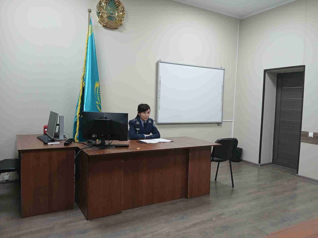 Гостевая лекция старшего дознавателя отдела дознания Управления полиции г.Усть Каменогорска3