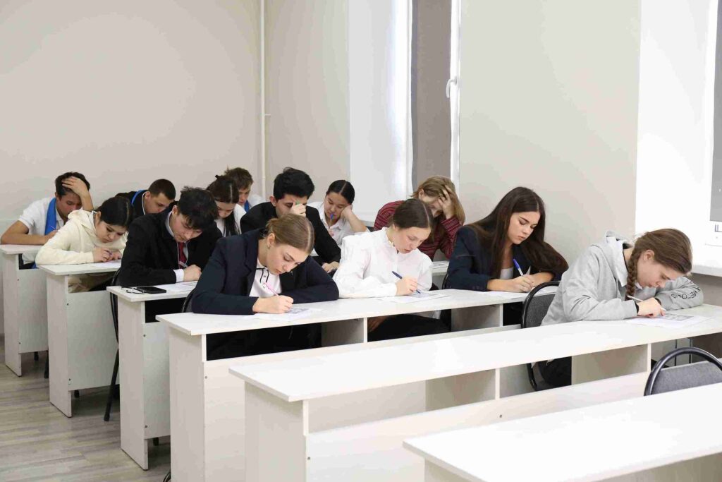 I областная олимпиада по Основам права «Закон и порядок» 25