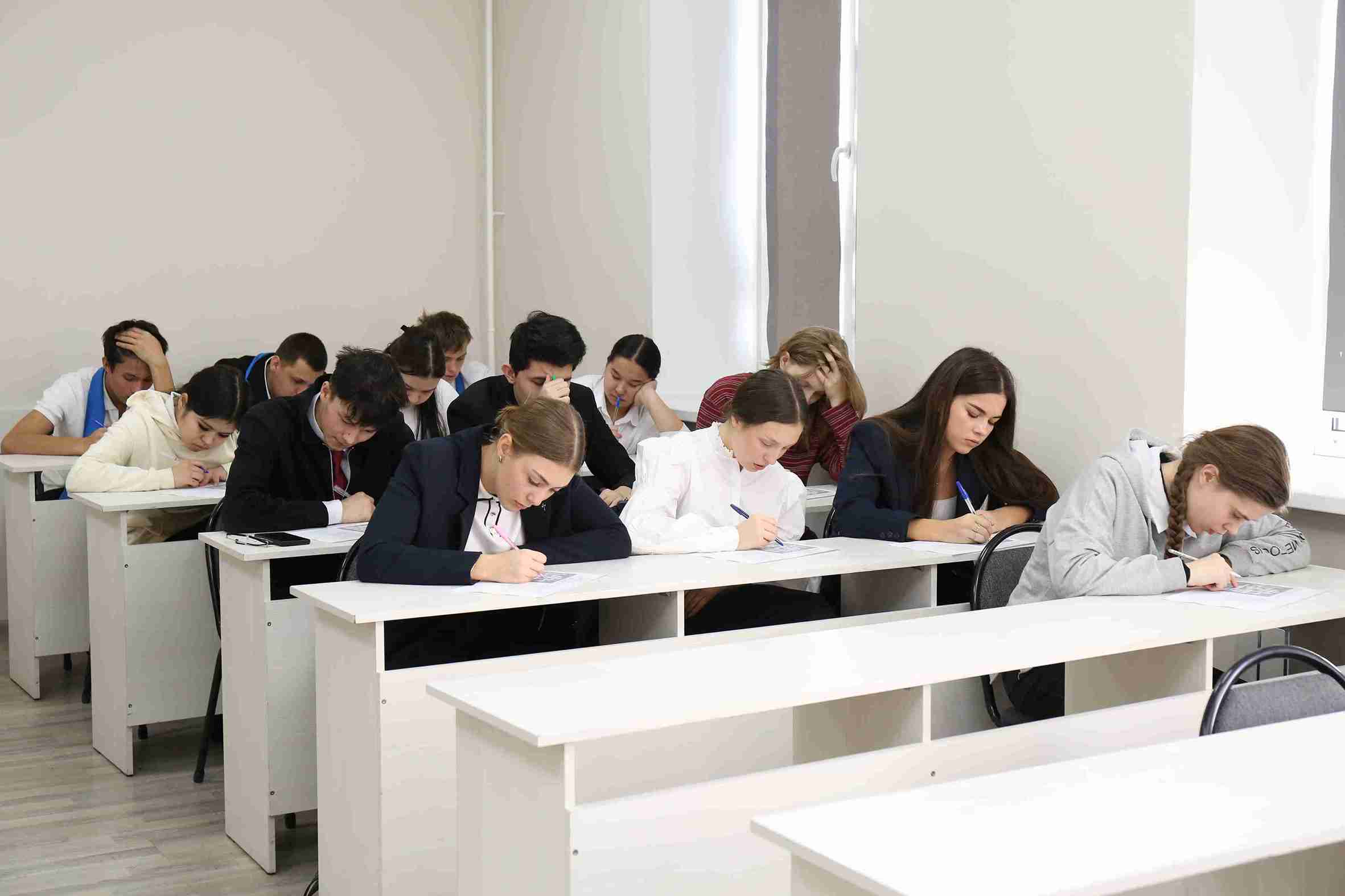 I областная олимпиада по Основам права «Закон и порядок» 25