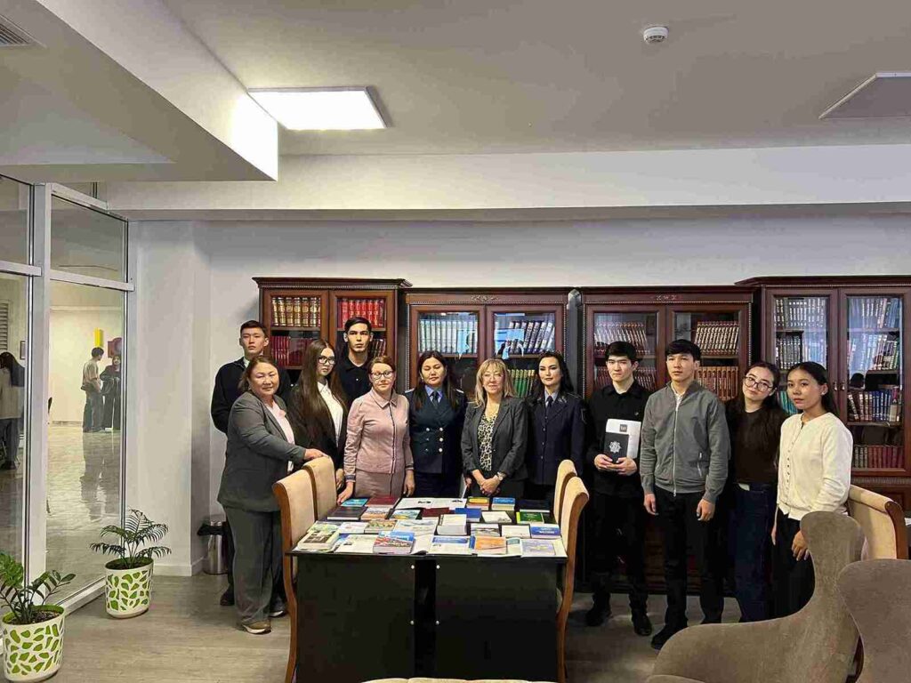 Круглый стол в Университете Туран Астана 3