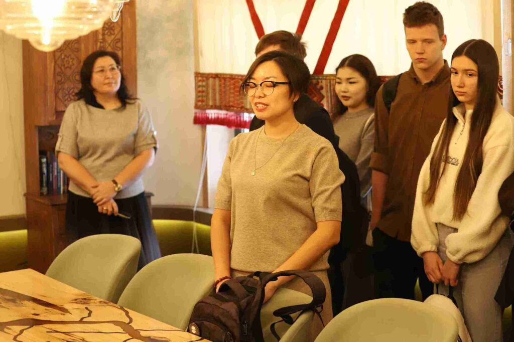 Курс предпринимательства: выездное занятие профильного класса КАСУ 1