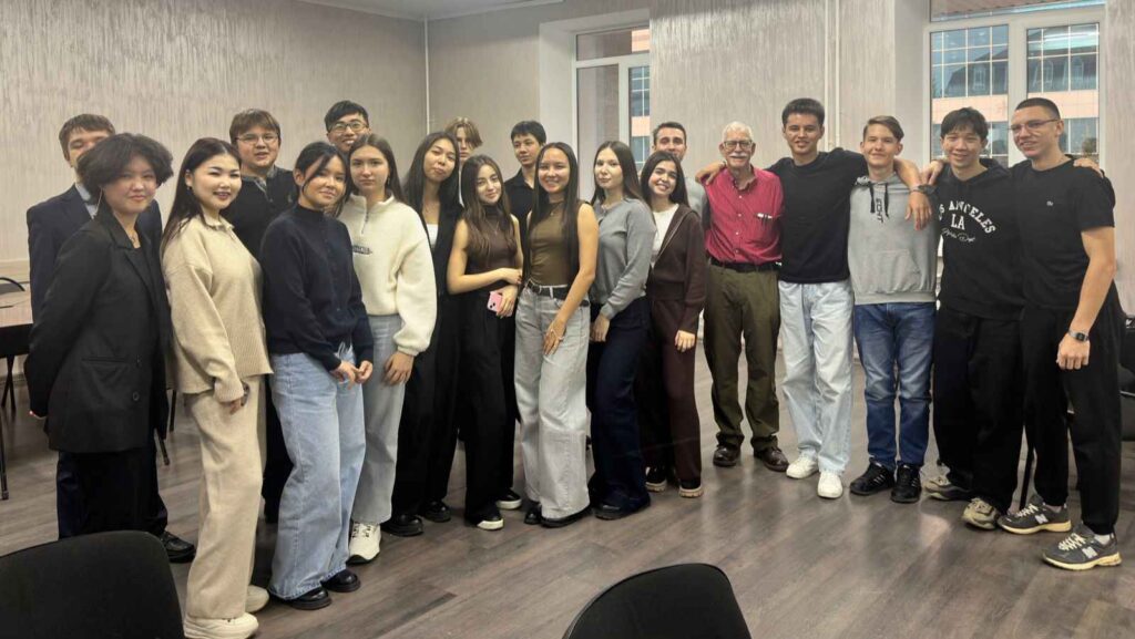 Курс предпринимательства: выездное занятие профильного класса КАСУ 12