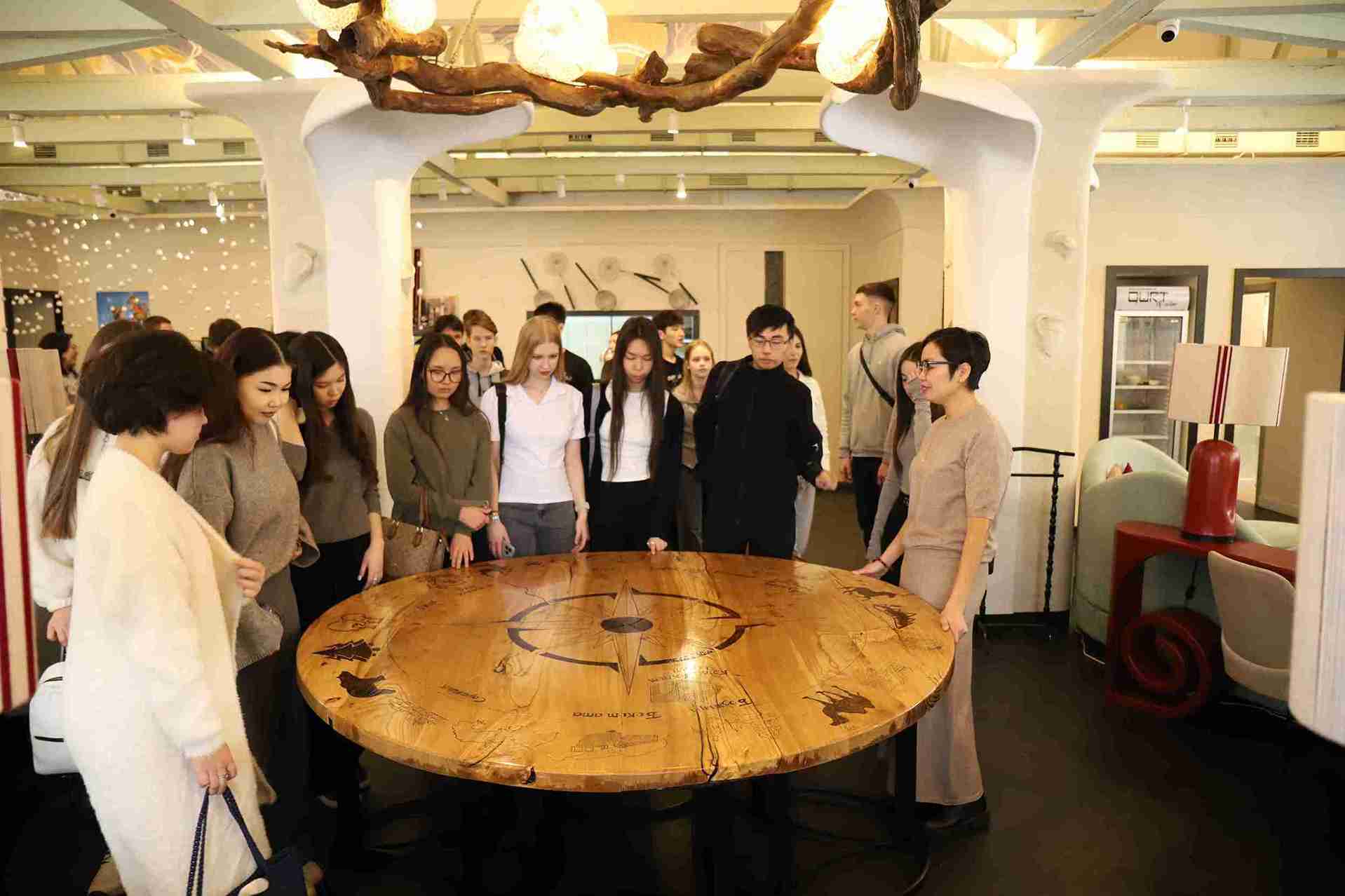 Курс предпринимательства: выездное занятие профильного класса КАСУ 6