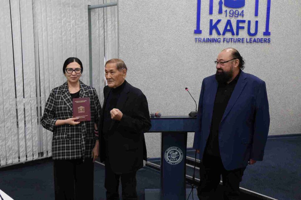 Поздравляем с присуждением степени доктора философии (PhD) (5)