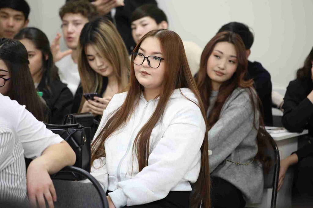 Профориентационная встреча с выпускниками Усть Каменогорского колледжа экономики и техники 28