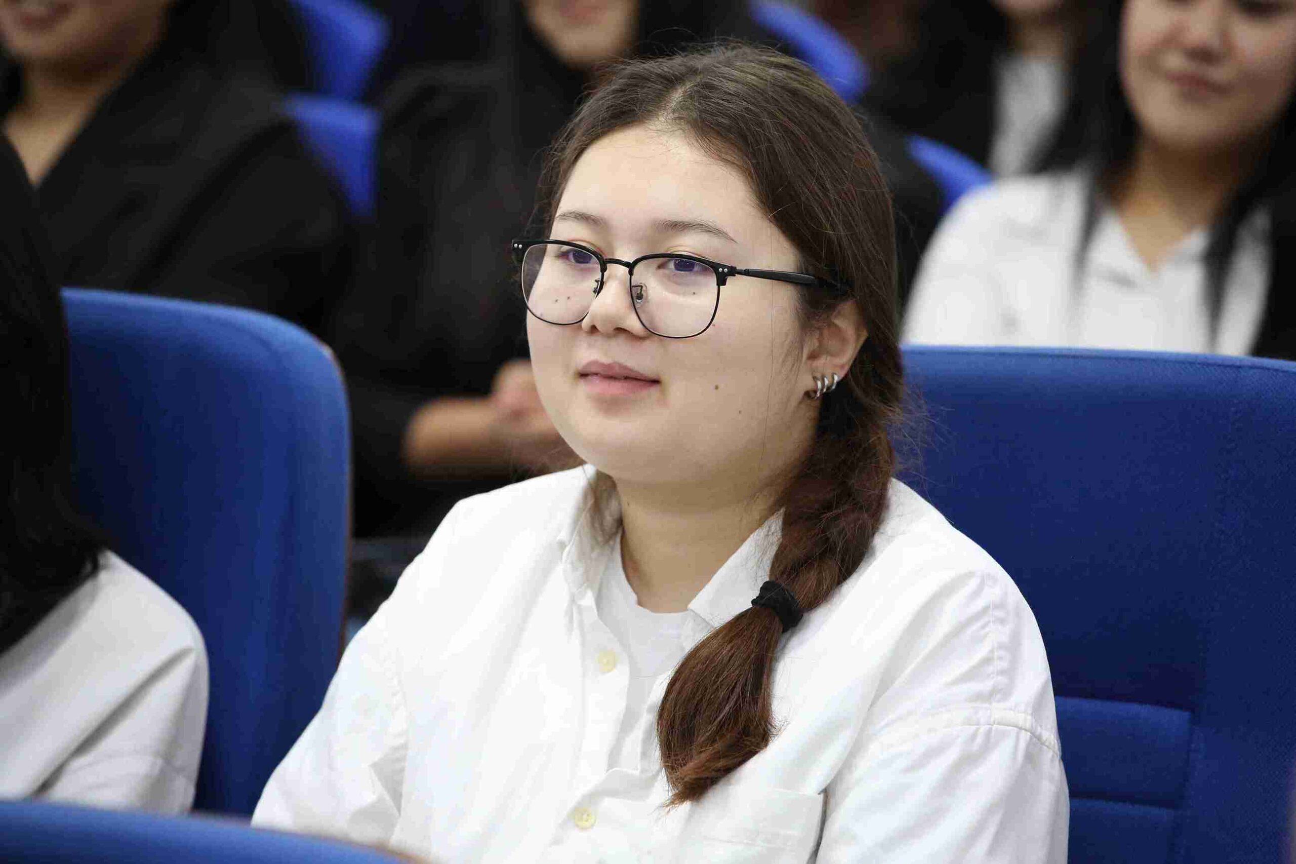 Профориентационная встреча с выпускниками Усть Каменогорского колледжа экономики и техники 3