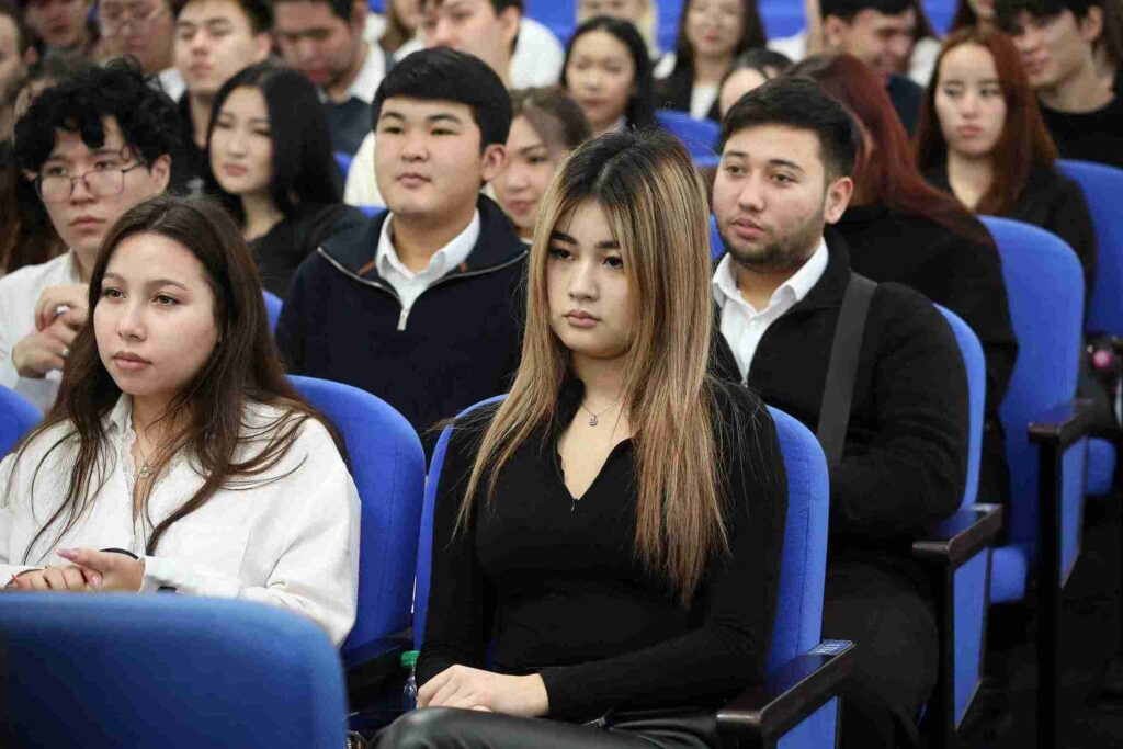 Профориентационная встреча с выпускниками Усть Каменогорского колледжа экономики и техники 4