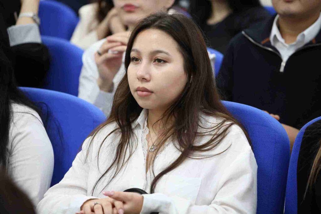 Профориентационная встреча с выпускниками Усть Каменогорского колледжа экономики и техники 5