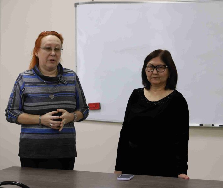 Творческая встреча с Альмирой Хожановой: реально ли построить карьеру в сфере образования?2