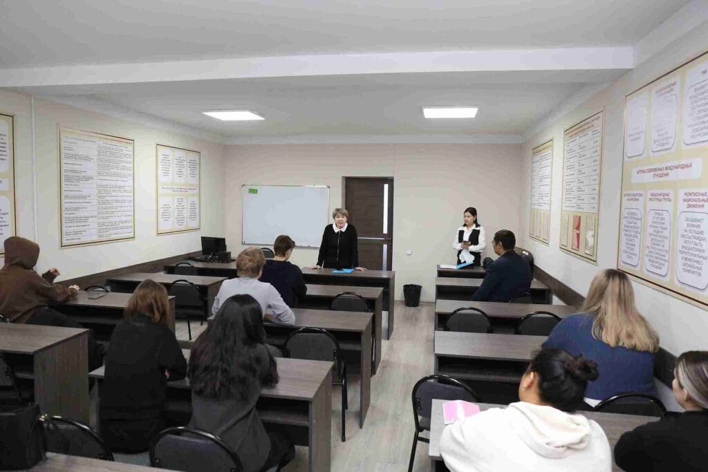 Встреча с представителями Восточно Казахстанского областного суда (2)