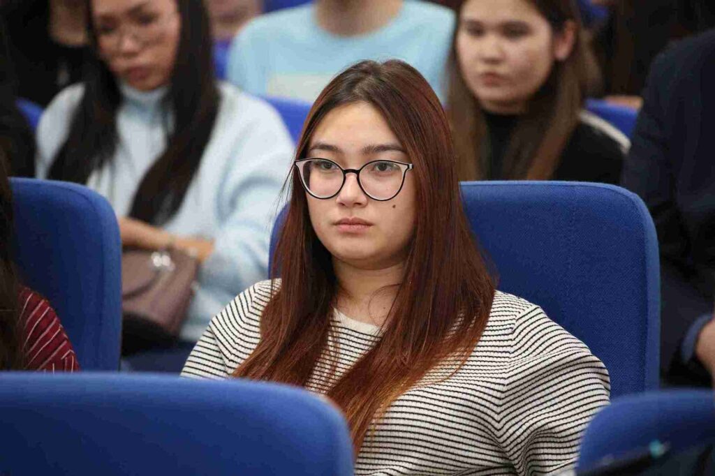 «Заң мен тәртіп»: знакомство студентов с работой правоохранительных органов 12