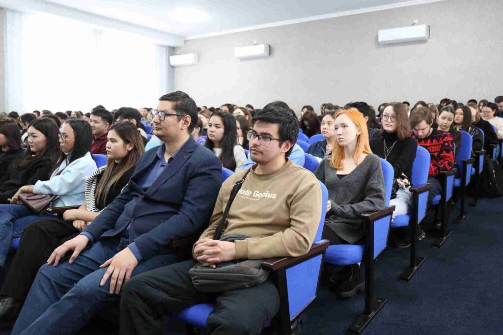 «Заң мен тәртіп»: знакомство студентов с работой правоохранительных органов 16