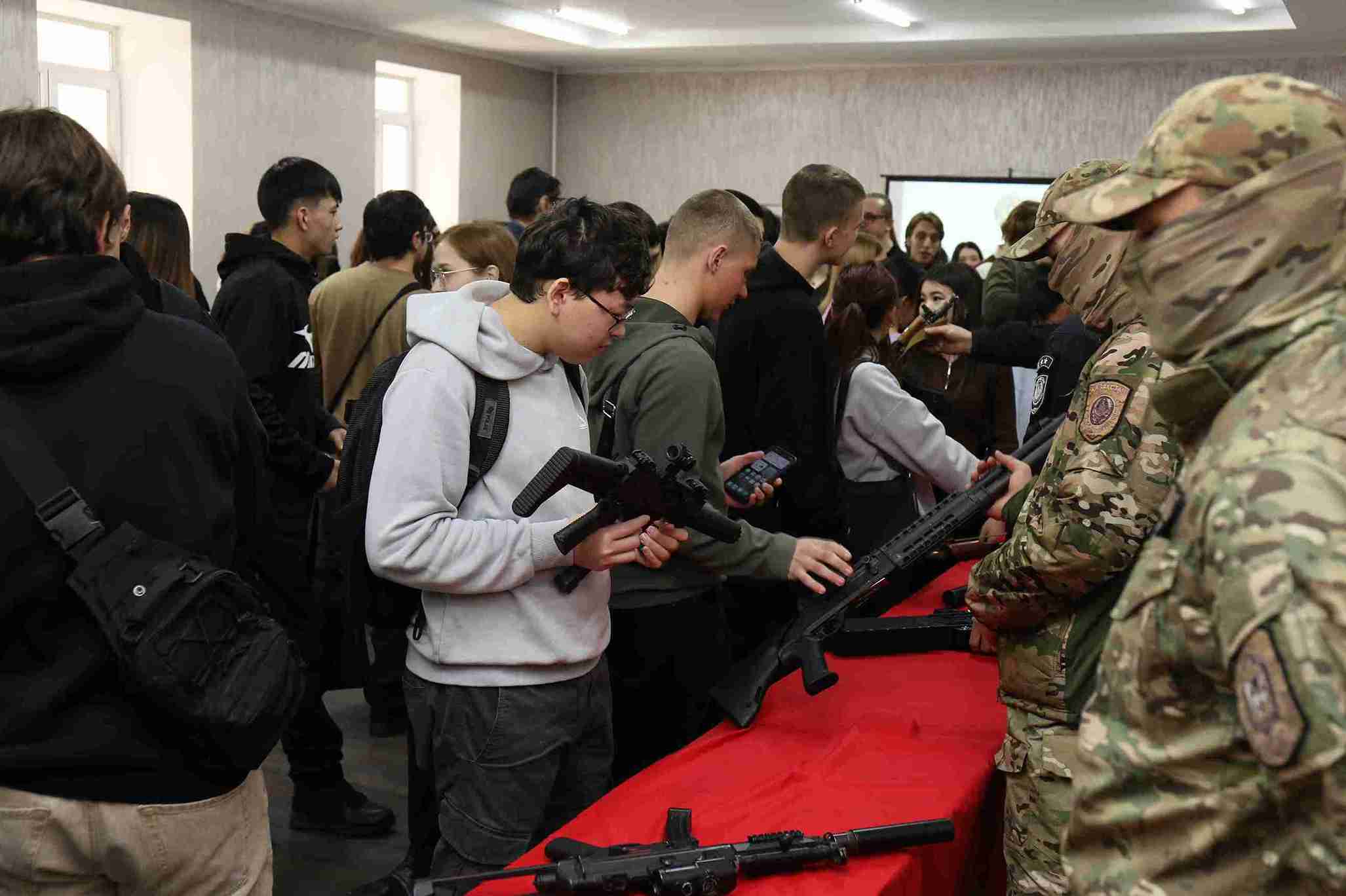 «Заң мен тәртіп»: знакомство студентов с работой правоохранительных органов 3