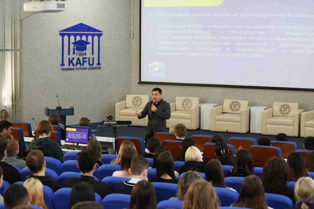 ҚАЕУ дегі Open House & Welcome Day Екінші күн (32)