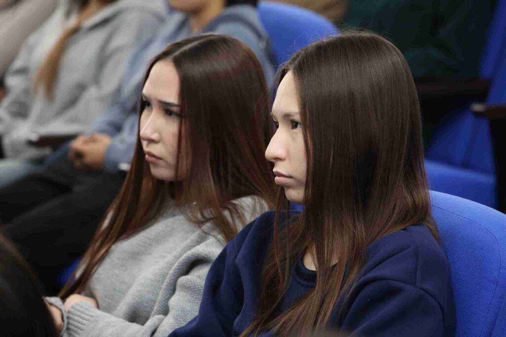 Дискуссионная площадка по повышению правовой грамотности и формированию нулевой терпимости к насилию в отношении женщин в КАСУ (6)