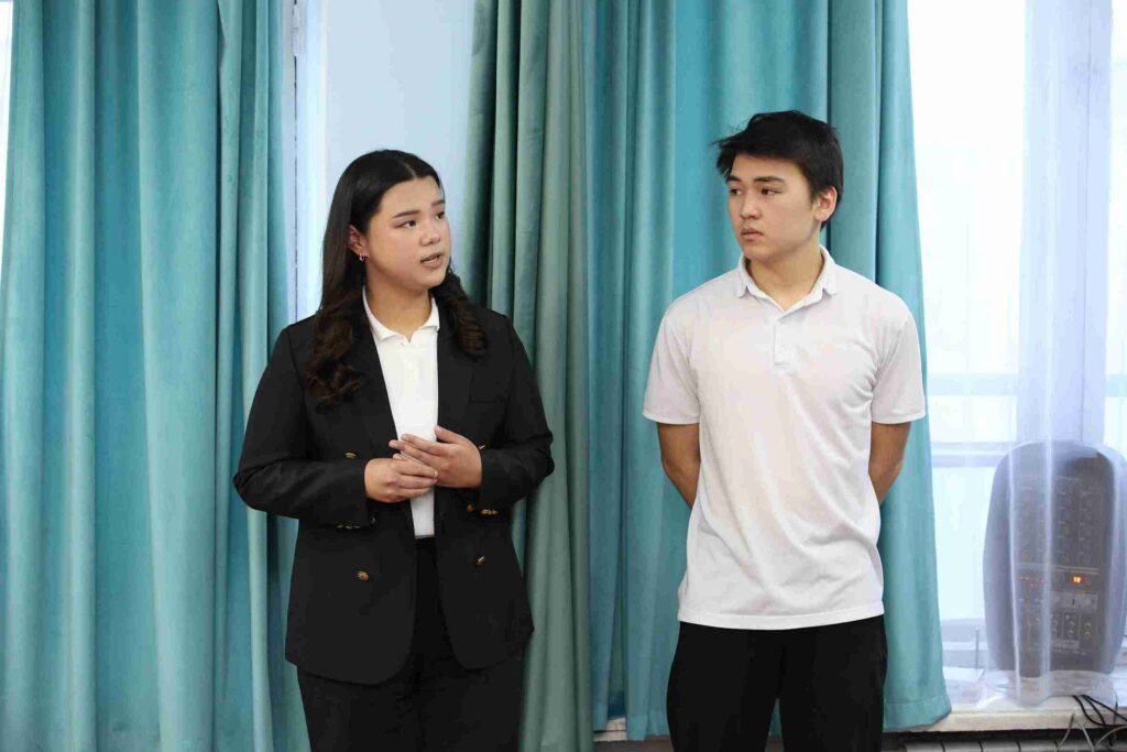 Месяц предпринимательства: встреча американского предпринимателя со студентами УК КЭТ 10