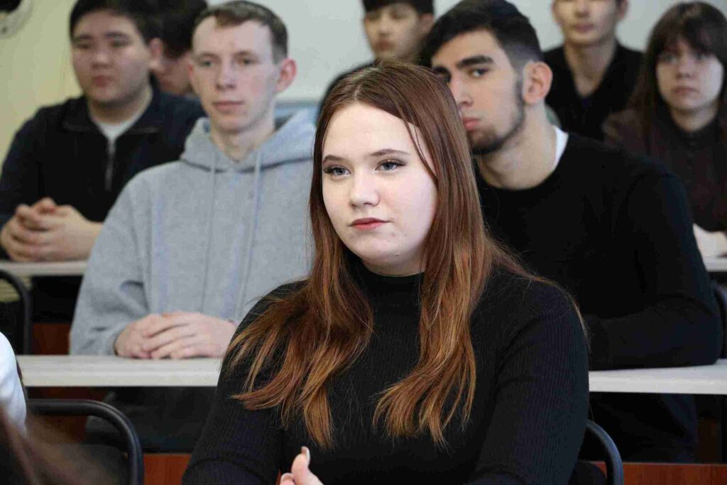 Месяц предпринимательства: встреча американского предпринимателя со студентами УК КЭТ 3