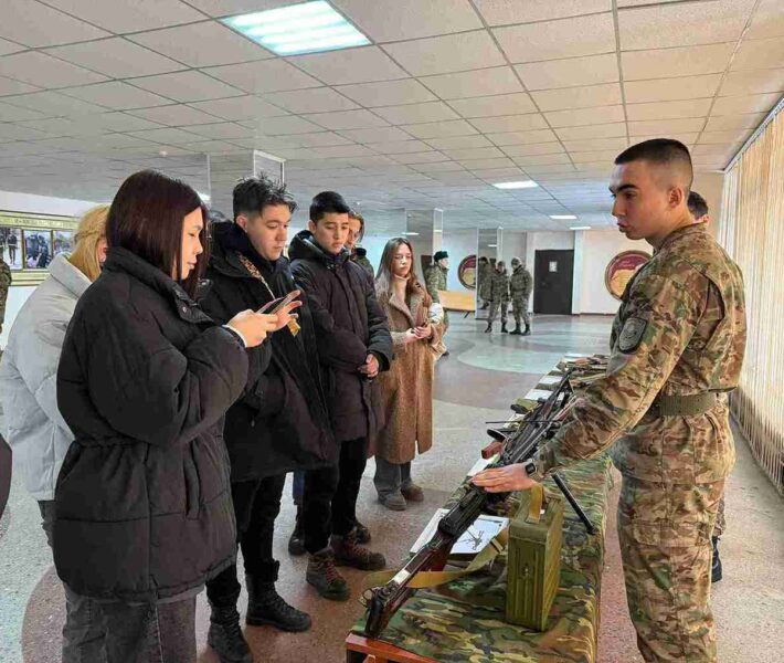 Студенты журналисты КАСУ посетили воинскую часть 5518 Национальной гвардии РК 3