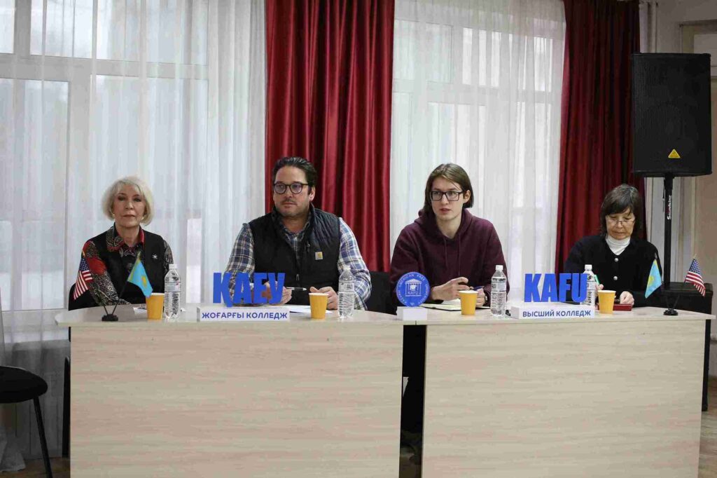 В Высшем колледже КАСУ прошла сессия вопросов и ответов по предпринимательским кейсам 11