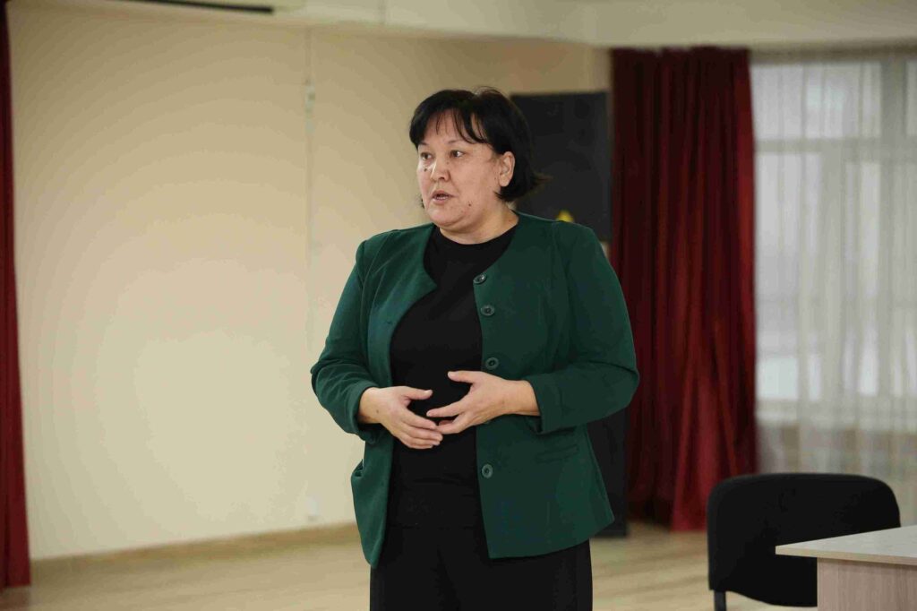 В Высшем колледже КАСУ прошла сессия вопросов и ответов по предпринимательским кейсам 3