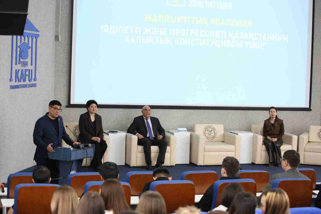 Встреча с депутатом Мажилиса Парламента Республики Казахстан Олжасом Нуралдиновым по разъяснению новой Конституции РК (3)