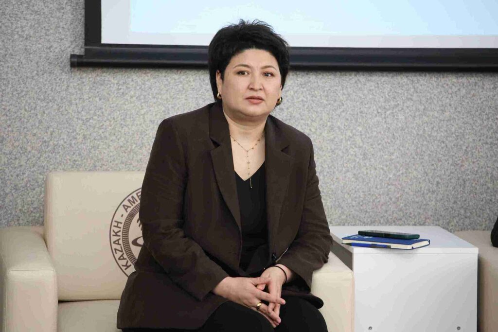 Встреча с депутатом Мажилиса Парламента Республики Казахстан Олжасом Нуралдиновым по разъяснению новой Конституции РК (8)