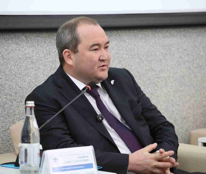 Аким Усть Каменогорска посетил КАСУ 24