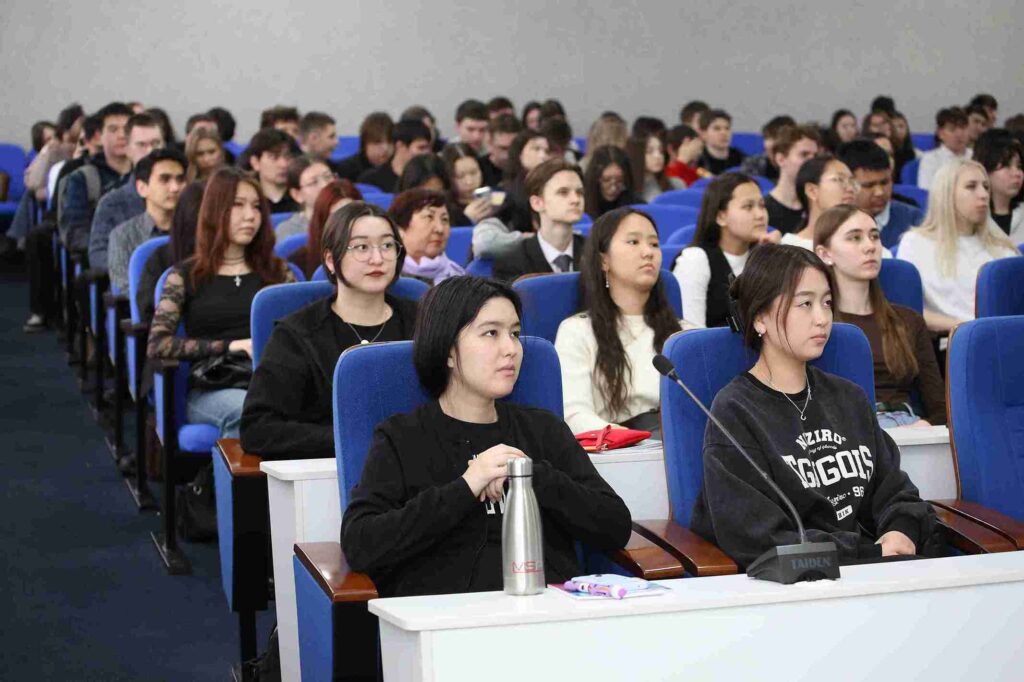 Гостевая лекция профессора Дугласа Муни (США): игровые технологии в обучении иностранным языкам 9