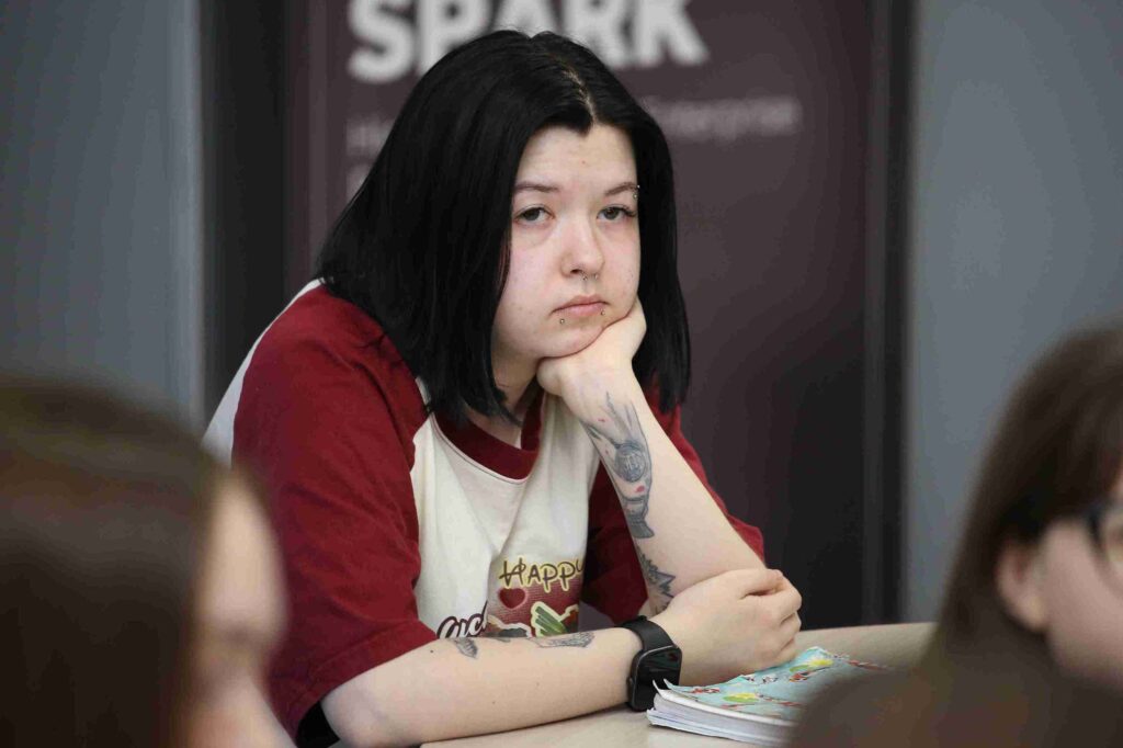 Интерактивная лекция по разговорному английскому: КАСУ посетила иностранная гостья Рутанн Шульте 2