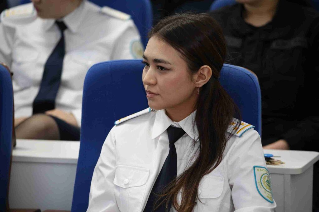 Круглый стол на тему «Роль деловых женщин в обществе» 4