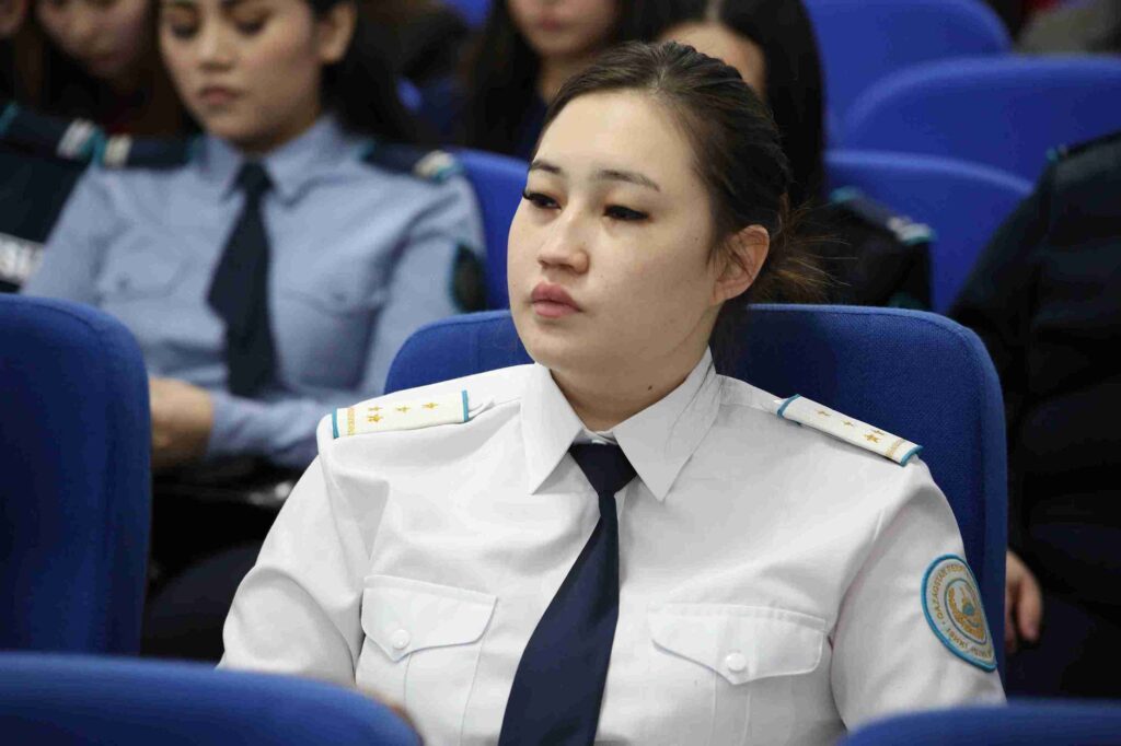 Круглый стол на тему «Роль деловых женщин в обществе» 5