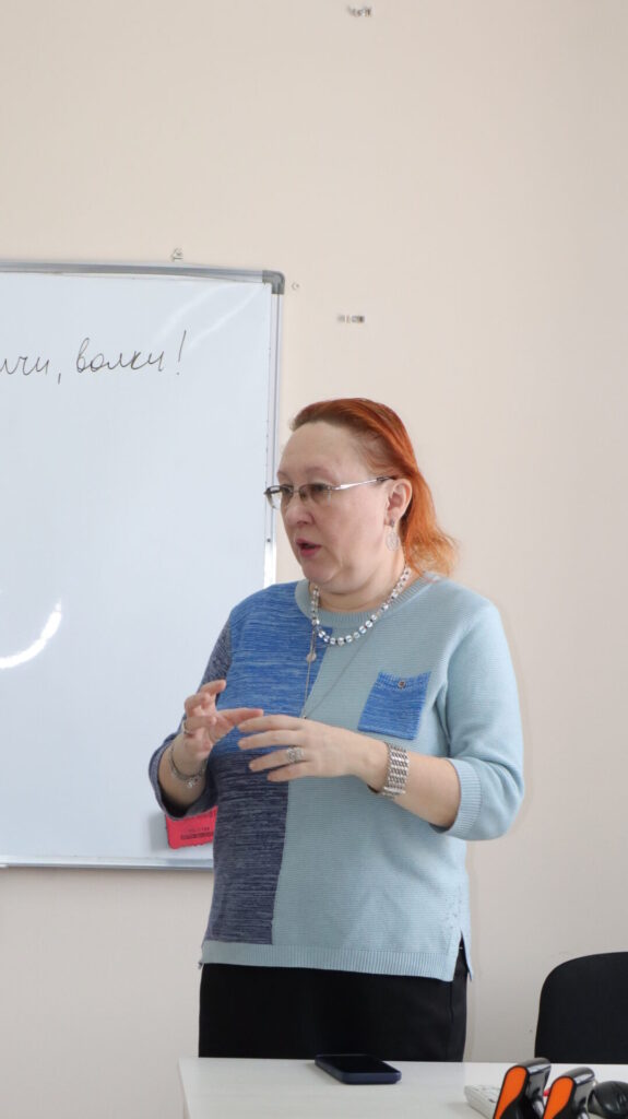 От слова к цвету: семинар по современной лингвистике 1