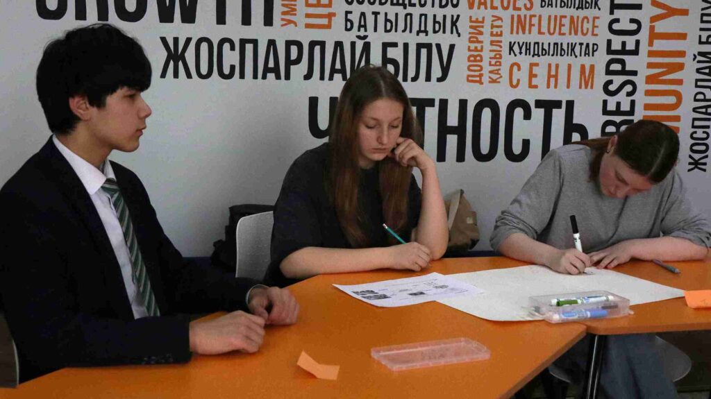 Отборочный тур Международной олимпиады по немецкому языку прошёл в КАСУ 7